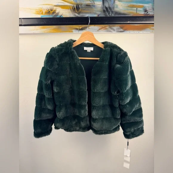 NWT Calvin Klein Cropped Faux Fur Jacket – Emerald Green – Size S - Picture 1 of 7
